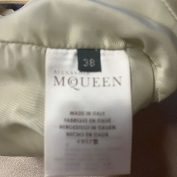 Alexander McQueen Cream Dress - Picture 9 of 9